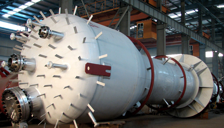 第一代3萬(wàn)噸流化床反應(yīng)器